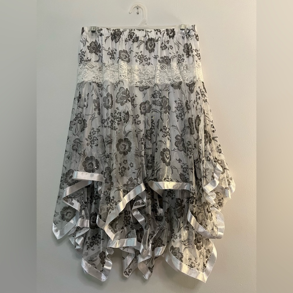 Black floral and lace midi skirt